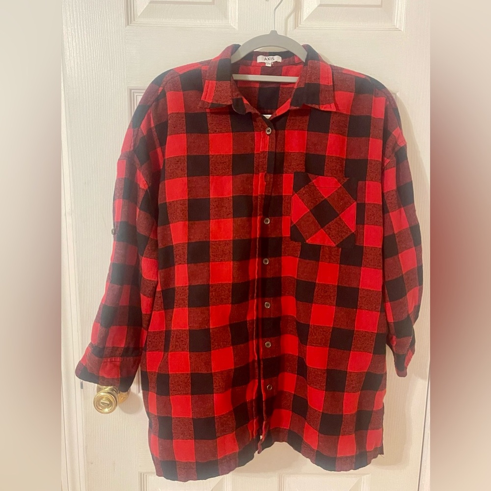 Axis Womens Flannel Shirt Size S/M Plaid Red and Black long sleeve